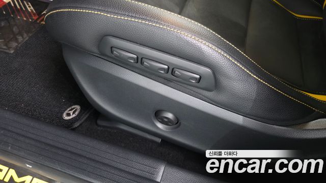 Mercedes-Benz GLA-Class (X156) GLA45 AMG 4MATIC 50th Edition 2018 — фото 31