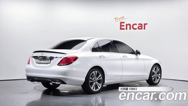 Mercedes-Benz C-Class (W205) C200 Avantgarde 2018 — фото 2