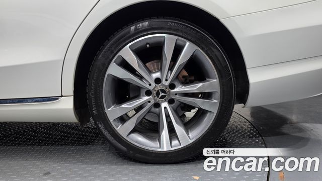 Mercedes-Benz C-Class (W205) C200 Avantgarde 2018 — фото 21