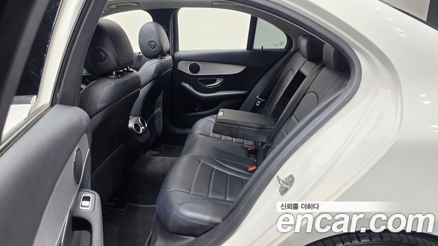 Mercedes-Benz C-Class (W205) C200 Avantgarde 2018 — фото 26