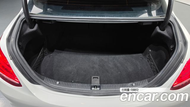 Mercedes-Benz C-Class (W205) C200 Avantgarde 2018 — фото 31