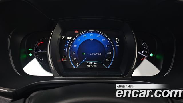 Renault Korea QM6 2.0 GDe LE Signature 2WD 2023 — фото 8