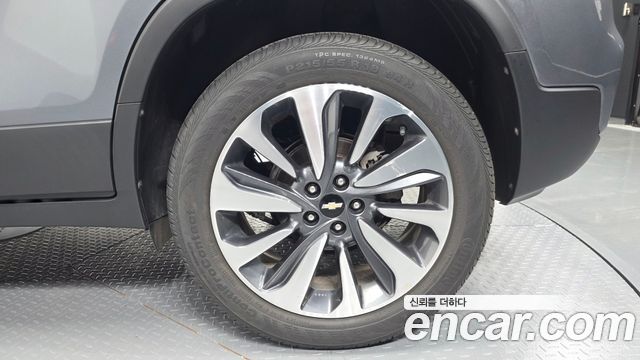 Chevrolet Trax 1.4 Premier 2019 — фото 21