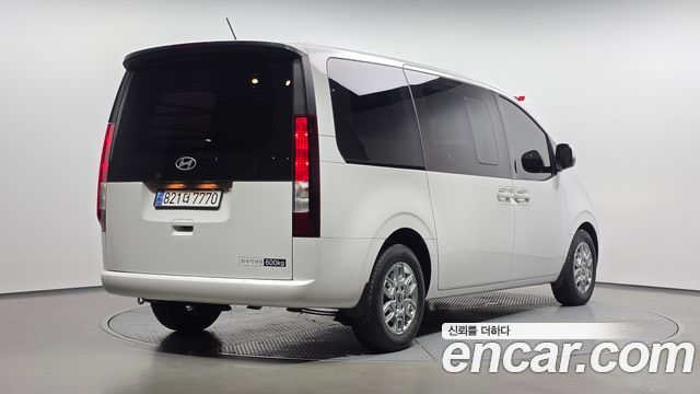 Hyundai Staria L3.5 Cargo 5-Seater Modern 2025 — фото 2