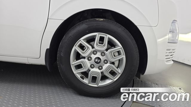 Hyundai Staria L3.5 Cargo 5-Seater Modern 2025 — фото 21