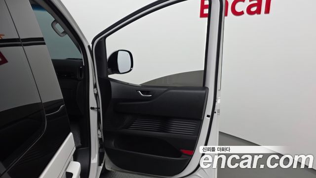 Hyundai Staria L3.5 Cargo 5-Seater Modern 2025 — фото 25