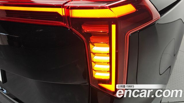 Kia Carnival (IV) HEV 9-Seater Hi-Limousine (Special vehicle) 2025 — фото 23