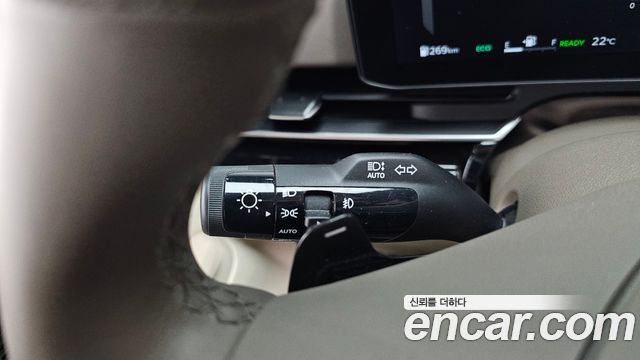 Kia Carnival (IV) HEV 9-Seater Hi-Limousine (Special vehicle) 2025 — фото 34