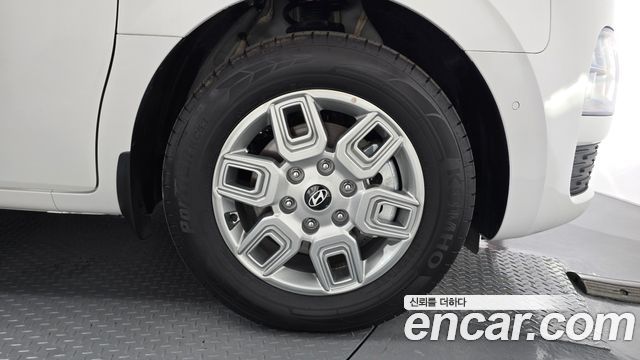 Hyundai Staria HEV 1.6T Cargo 2-Seater Modern 2026 — фото 21