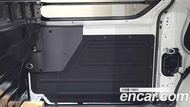 Hyundai Staria HEV 1.6T Cargo 2-Seater Modern 2026 — фото 25