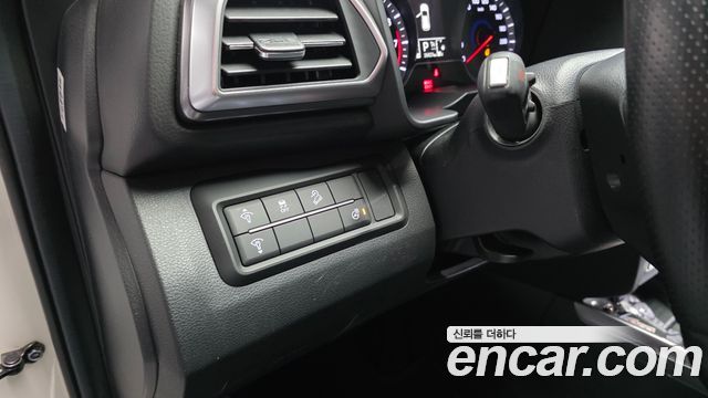 KG Mobility (SsangYong) Tivoli 1.5 2WD V5 2024 — фото 23