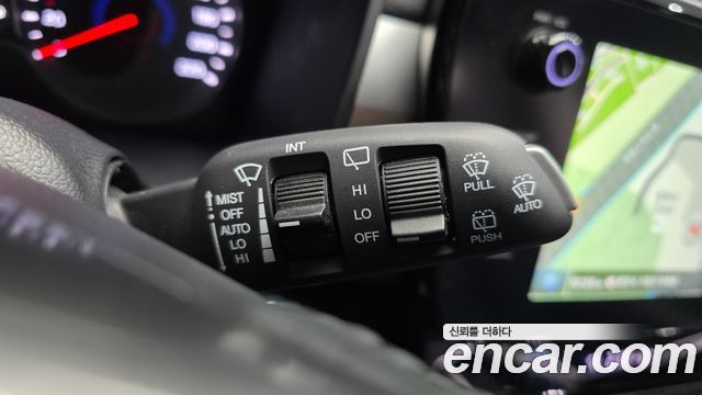 KG Mobility (SsangYong) Tivoli 1.5 2WD V5 2024 — фото 24
