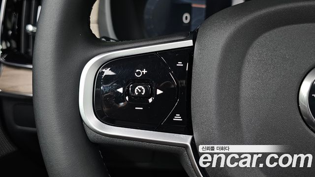 Volvo XC90 (II) B6 Ultra Dark 2026 — фото 13