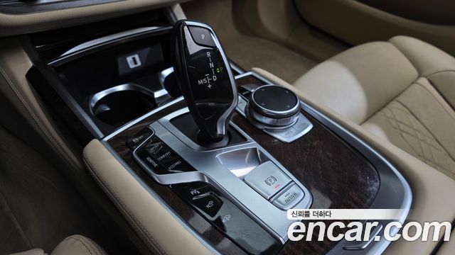 BMW 7 Series (G11) 730d xDrive 2016 — фото 9