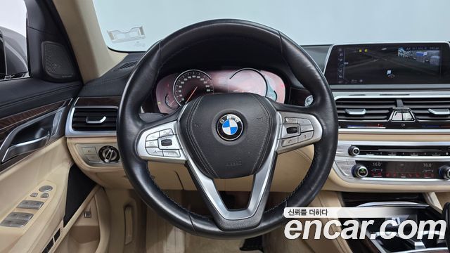 BMW 7 Series (G11) 730d xDrive 2016 — фото 17