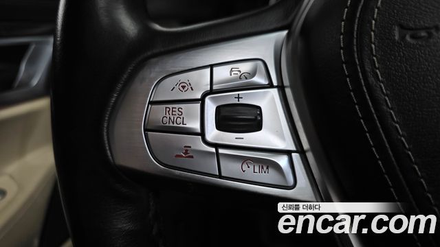 BMW 7 Series (G11) 730d xDrive 2016 — фото 21
