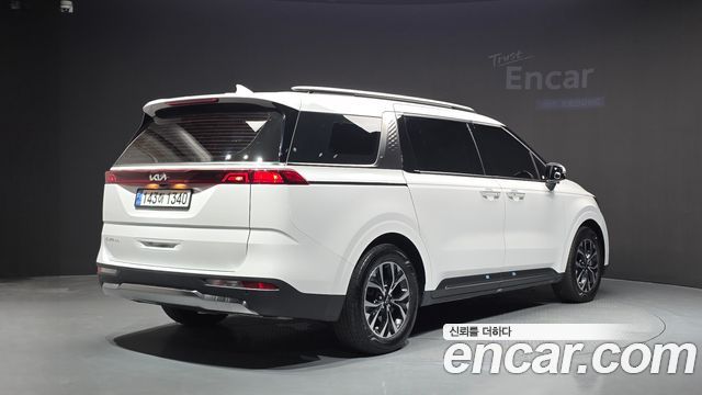 Kia Carnival (IV) Gasoline 9-Seater Noblesse 2023 — фото 2