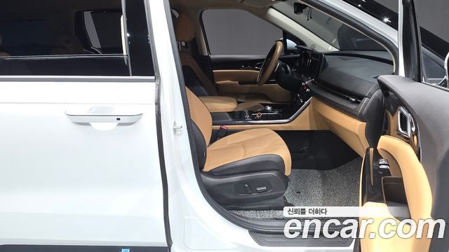 Kia Carnival (IV) Gasoline 9-Seater Noblesse 2023 — фото 11