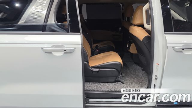 Kia Carnival (IV) Gasoline 9-Seater Noblesse 2023 — фото 12