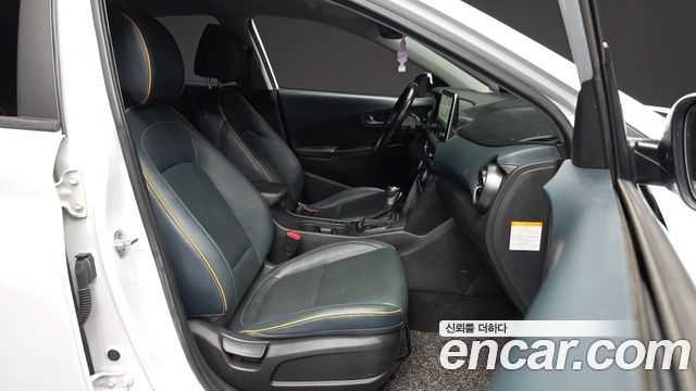 Hyundai Kona Hybrid Premium Special 2020 — фото 11