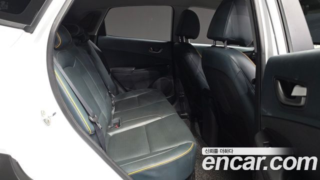 Hyundai Kona Hybrid Premium Special 2020 — фото 12
