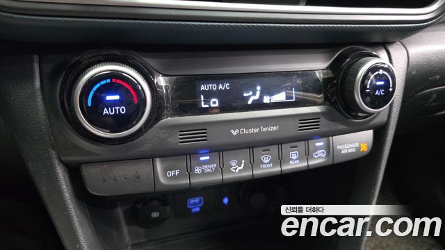 Hyundai Kona Hybrid Premium Special 2020 — фото 16