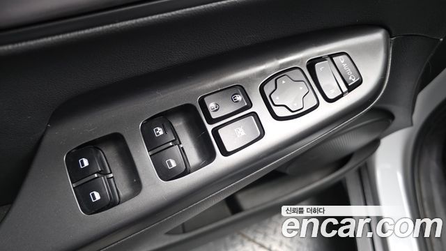 Hyundai Kona Hybrid Premium Special 2020 — фото 30