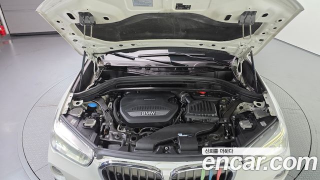 BMW X1 (F48) xDrive 20d Joy 2018 — фото 6