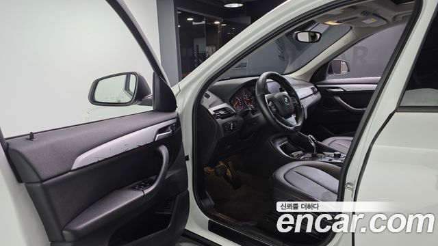 BMW X1 (F48) xDrive 20d Joy 2018 — фото 10