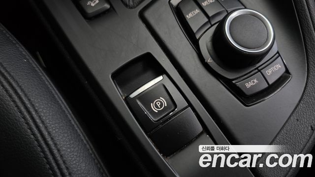 BMW X1 (F48) xDrive 20d Joy 2018 — фото 18
