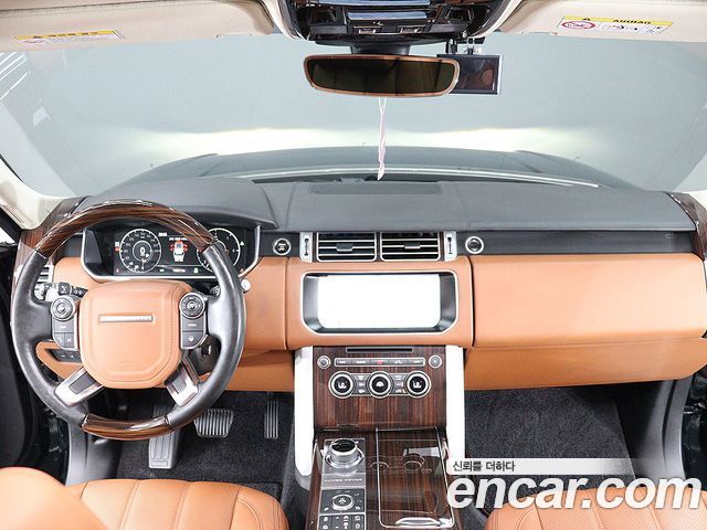 Land Rover Range Rover (IV) 4.4 SDV8 AB DIESEL 2017 — фото 16