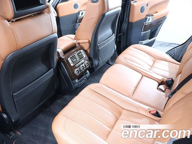 Land Rover Range Rover (IV) 4.4 SDV8 AB DIESEL 2017 — фото 18