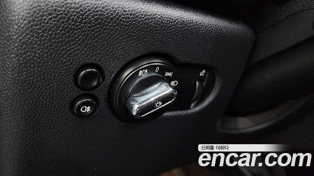 MINI Cooper Classic Plus 3rd 2024 — фото 16