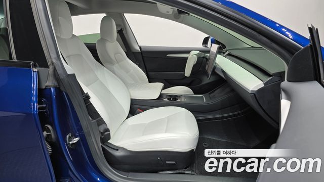 Tesla Model 3 Long Range AWD 2021 — фото 32