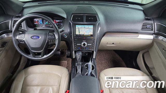 Ford Explorer 2.3 Limited 4WD 5th 2019 — фото 7