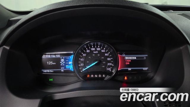 Ford Explorer 2.3 Limited 4WD 5th 2019 — фото 8