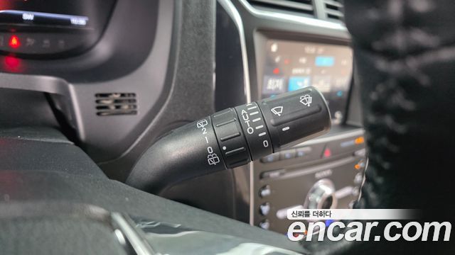 Ford Explorer 2.3 Limited 4WD 5th 2019 — фото 20