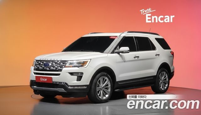 Ford Explorer 2.3 Limited 4WD 5th
