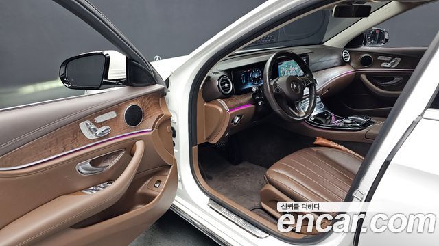 Mercedes-Benz E-Class (W213) E300 4MATIC Exclusive 2017 — фото 10