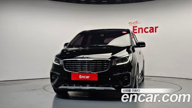 Kia Carnival 9-Seater Prstige 2020 — фото 3