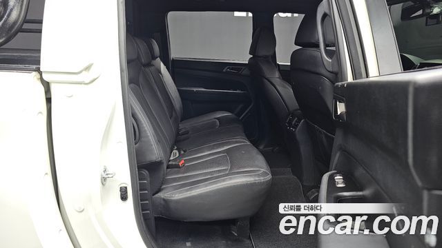 KG Mobility (SsangYong) Rexton Sports Khan Diesel 2.2 2WD Prestige 2022 — фото 11
