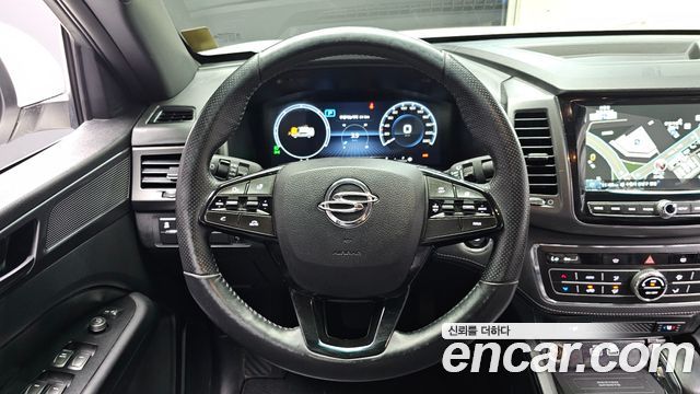 KG Mobility (SsangYong) Rexton Sports Khan Diesel 2.2 2WD Prestige 2022 — фото 12