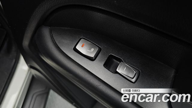 KG Mobility (SsangYong) Rexton Sports Khan Diesel 2.2 2WD Prestige 2022 — фото 17