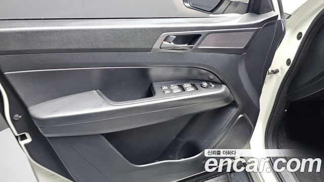 KG Mobility (SsangYong) Rexton Sports Khan Diesel 2.2 2WD Prestige 2022 — фото 24