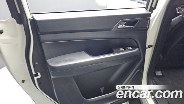 KG Mobility (SsangYong) Rexton Sports Khan Diesel 2.2 2WD Prestige 2022 — фото 25