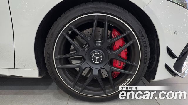 Mercedes-Benz A-Class (W177) AMG A45 S 4MATIC+ Hatchback 2026 — фото 5