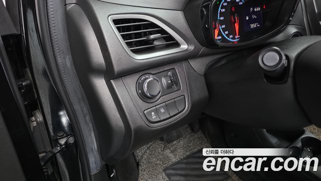 Chevrolet Spark LT 2021 — фото 17
