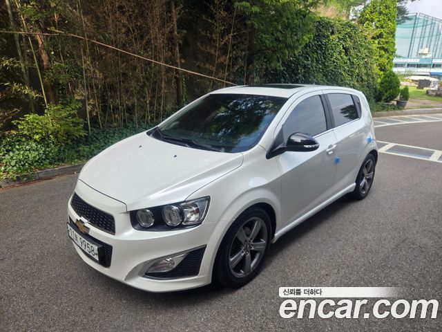 Chevrolet Aveo Hatchback 1.4 Turbo RS 2015 — фото 3