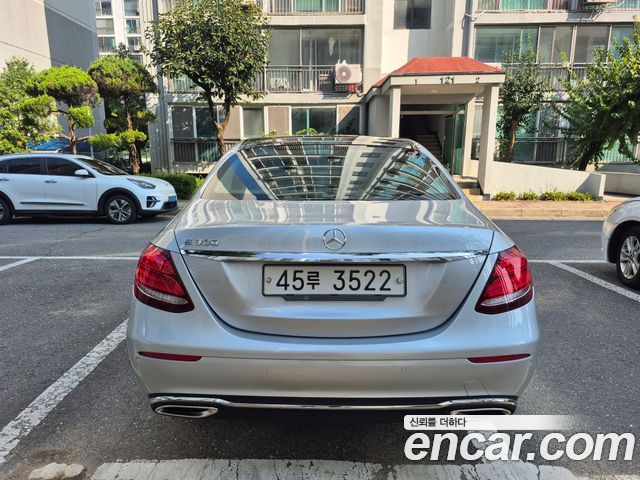 Mercedes-Benz E-Class (W213) E300 Exclusive 2017 — фото 5