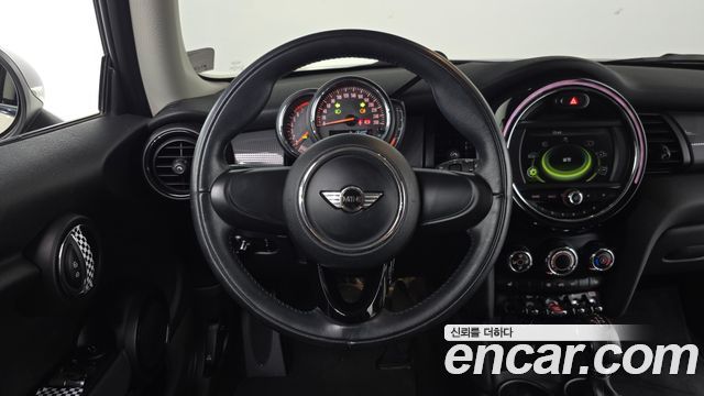 MINI Cooper Standard Third Generation 2018 — фото 12
